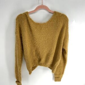 Dee Elly tan camel eyelash scoop neck knot v back sweater womens s NWOT